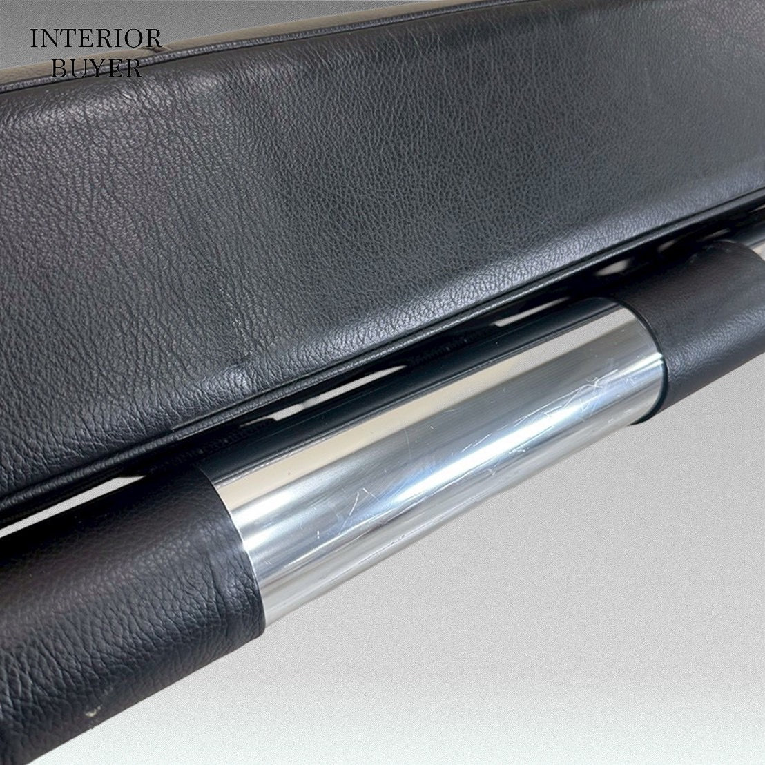 Cassina / 241-00 PRIVE Ottoman